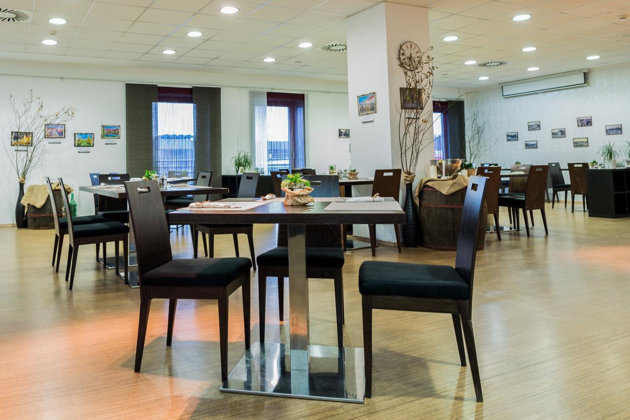 Betnava Hotel Марибор Экстерьер фото